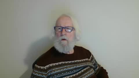 Somewhere over the rainbow online show from January 31, 9:37 pm