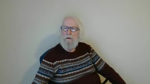 Somewhere over the rainbow online show from February 2, 7:52 am