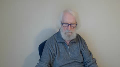 Somewhere over the rainbow online show from February 12, 7:23 am