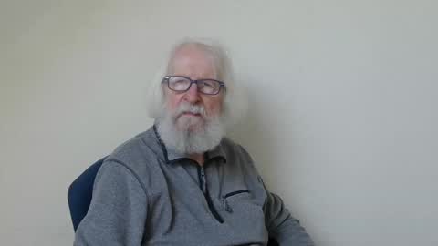 Somewhere over the rainbow online show from March 6, 7:47 am