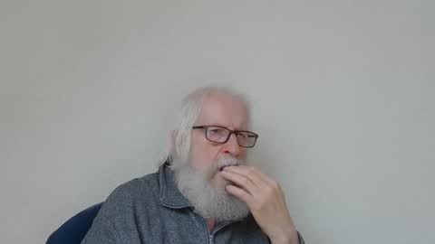 Somewhere over the rainbow online show from November 6, 8:04 am