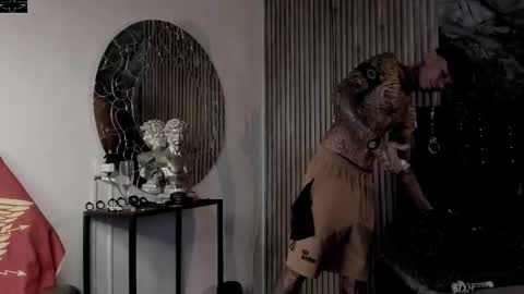     ... online show from October 21, 7:58 pm