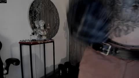     ... online show from November 5, 3:39 am