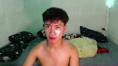 Snapshot of onebigloadxxx chatting on November 25, 4:29 pm Wyn Will serve you and be your slave online show from November 25, 4:29 pm