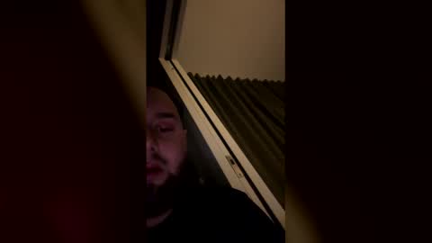 oneleggedporn online show from January 19, 2:37 am