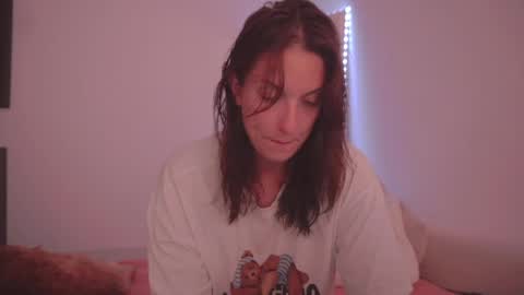 Ariel online show from April 14, 10:27 pm