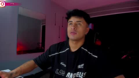 YIN MIGUEL online show from February 18, 2:38 am