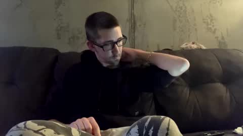 Snapshot of onthecumup69 chatting on February 21, 1:55 am onthecumup69 online show from February 21, 1:55 am