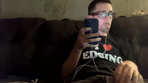 Snapshot of onthecumup69 chatting on February 21, 5:02 am onthecumup69 online show from February 21, 5:02 am