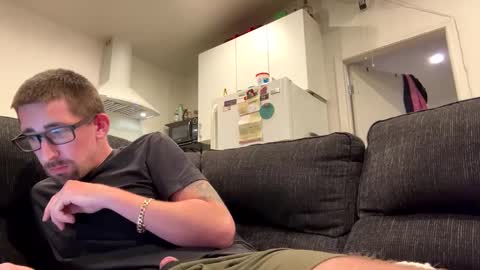 Snapshot of onthecumup69 chatting on March 3, 9:26 pm onthecumup69 online show from March 3, 9:26 pm