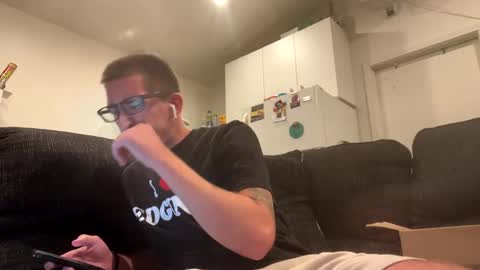 Snapshot of onthecumup69 chatting on October 1, 12:44 pm onthecumup69 online show from October 1, 12:44 pm