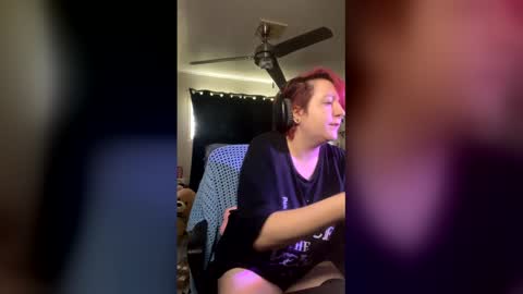 Onyx online show from March 30, 6:31 pm