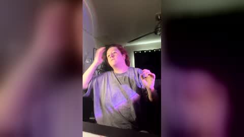 Onyx online show from April 11, 8:13 pm