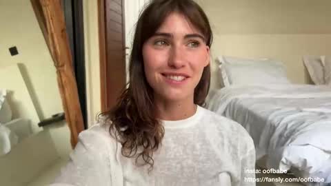 Snapshot of oofbabe__ chatting on October 23, 10:08 pm Helen online show from October 23, 10:08 pm