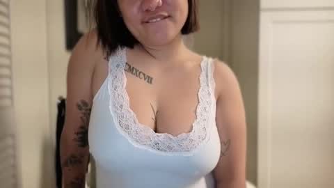 Miss Girly online show from February 20, 11:11 am