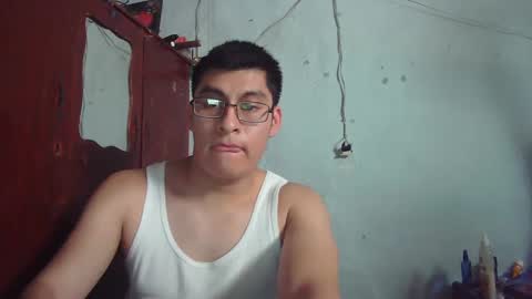 Snapshot of oomaurooo chatting on March 2, 8:07 pm oomaurooo online show from March 2, 8:07 pm