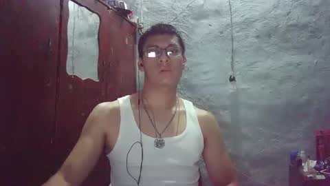 Snapshot of oomaurooo chatting on September 17, 12:34 am oomaurooo online show from September 17, 12:34 am