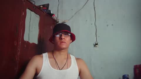 Snapshot of oomaurooo chatting on September 17, 7:15 pm oomaurooo online show from September 17, 7:15 pm