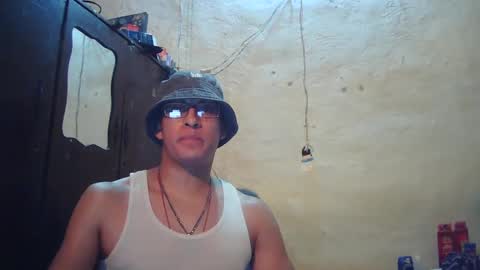 Snapshot of oomaurooo chatting on September 20, 7:09 am oomaurooo online show from September 20, 7:09 am