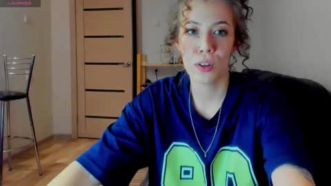 Britney online show from February 13, 4:03 pm