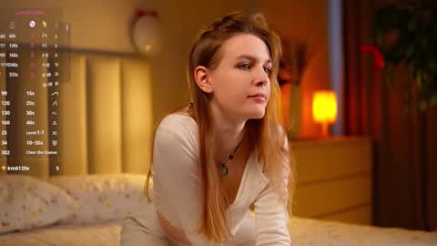 oopssocute online show from February 5, 8:41 am