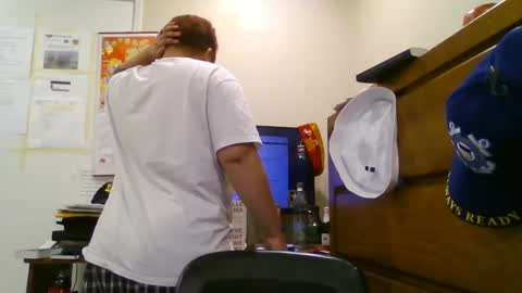 Snapshot of oorah1775 chatting on December 9, 4:12 am oorah1775 online show from December 9, 4:12 am