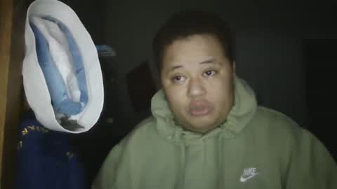 Snapshot of oorah1775 chatting on December 13, 12:39 pm oorah1775 online show from December 13, 12:39 pm