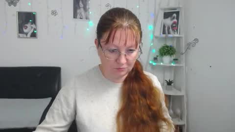 Vanessa online show from October 11, 5:17 am