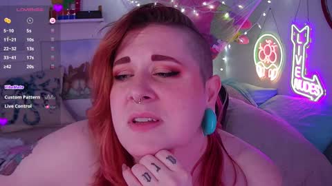 Snapshot of opalreigning chatting on January 5, 9:59 am Opal online show from January 5, 9:59 am