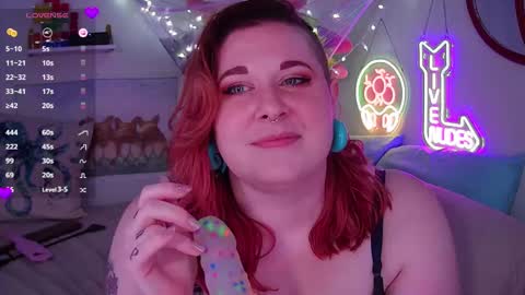 Snapshot of opalreigning chatting on January 31, 1:45 pm Opal online show from January 31, 1:45 pm