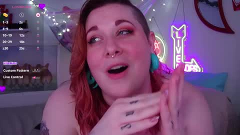 Snapshot of opalreigning chatting on February 7, 12:17 pm Opal online show from February 7, 12:17 pm