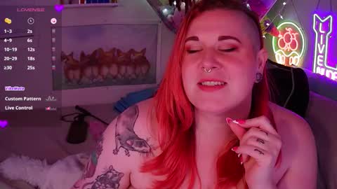 Snapshot of opalreigning chatting on October 10, 8:13 am Opal online show from October 10, 8:13 am