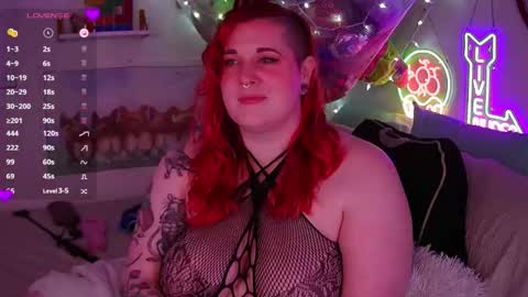 Snapshot of opalreigning chatting on January 9, 9:12 am Opal online show from January 9, 9:12 am