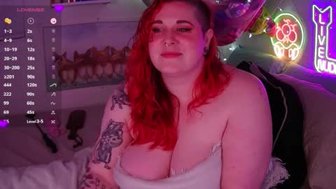 Snapshot of opalreigning chatting on January 10, 9:11 am Opal online show from January 10, 9:11 am