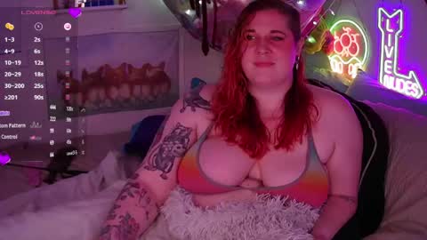 Snapshot of opalreigning chatting on March 1, 11:12 am Opal online show from March 1, 11:12 am