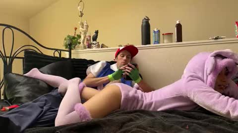 Snapshot of opalsessence_ chatting on October 27, 10:25 pm opalsessence_ online show from October 27, 10:25 pm