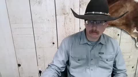 Snapshot of openmindedcowboy chatting on December 24, 12:22 am kinkynerd online show from December 24, 12:22 am