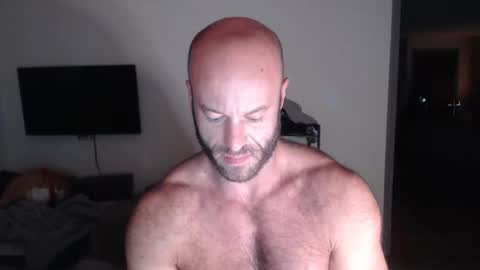 Snapshot of oregon87 chatting on October 15, 2:50 pm The Oregon Lumberjack online show from October 15, 2:50 pm