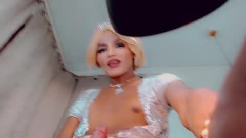 Oriana braom online show from January 28, 10:56 pm