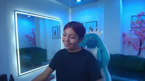 Snapshot of oriana_colby chatting on March 4, 7:53 pm Oriana online show from March 4, 7:53 pm