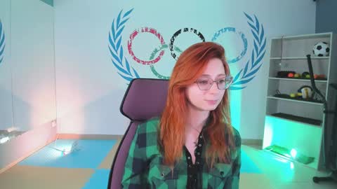Snapshot of orianna_blade chatting on December 12, 12:33 pm Orianna - Hi Im into geek culture cosplay crafting LARP games. Shall we play DnD online show from December 12, 12:33 pm