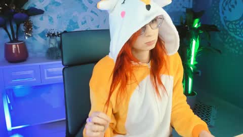 Snapshot of orianna_blade chatting on January 11, 7:05 pm Orianna - Hi Im into geek culture cosplay crafting LARP games. Shall we play DnD online show from January 11, 7:05 pm