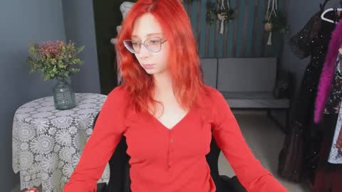 Snapshot of orianna_blade chatting on January 13, 9:08 am Orianna - Hi Im into geek culture cosplay crafting LARP games. Shall we play DnD online show from January 13, 9:08 am