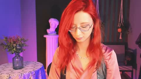 Snapshot of orianna_blade chatting on January 13, 3:15 pm Orianna - Hi Im into geek culture cosplay crafting LARP games. Shall we play DnD online show from January 13, 3:15 pm