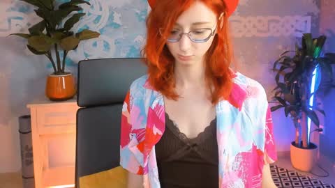 Snapshot of orianna_blade chatting on January 23, 4:15 pm Orianna - Hi Im into geek culture cosplay crafting LARP games. Shall we play DnD online show from January 23, 4:15 pm