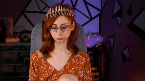 Snapshot of orianna_blade chatting on January 25, 3:09 pm Orianna - Hi Im into geek culture cosplay crafting LARP games. Shall we play DnD online show from January 25, 3:09 pm
