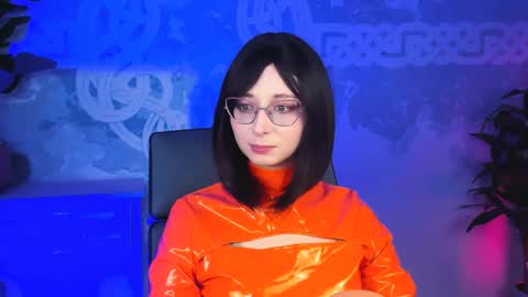 Snapshot of orianna_blade chatting on February 2, 4:11 pm Orianna - Hi Im into geek culture cosplay crafting LARP games. Shall we play DnD online show from February 2, 4:11 pm
