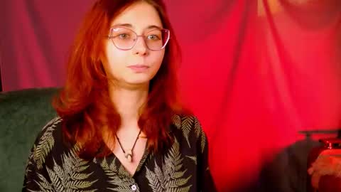 Snapshot of orianna_blade chatting on September 18, 3:25 pm Orianna - Hi Im into geek culture cosplay crafting LARP games. Shall we play DnD online show from September 18, 3:25 pm