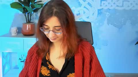 Snapshot of orianna_blade chatting on October 15, 9:31 am Orianna - Hi Im into geek culture cosplay crafting LARP games. Shall we play DnD online show from October 15, 9:31 am