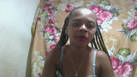 Snapshot of ornellahhh chatting on September 28, 4:40 am ornellahhh online show from September 28, 4:40 am